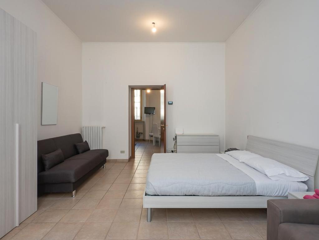 Suite Sauro 6 Guest Milan Exterior photo
